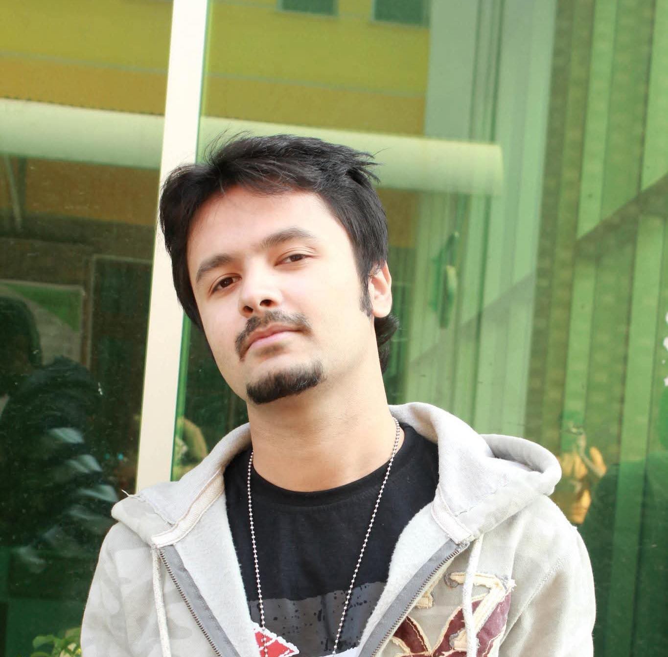 Portrait of Fahad Shakeel.